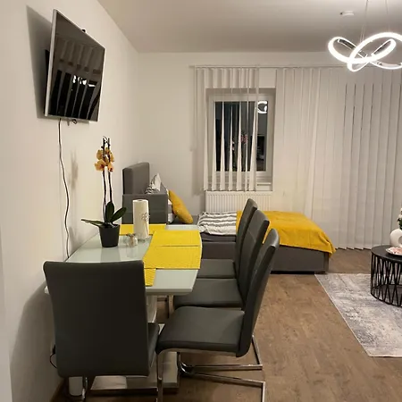 Neubauwohnung In - Sehr Zentral Mit Gratis Parkplatz
