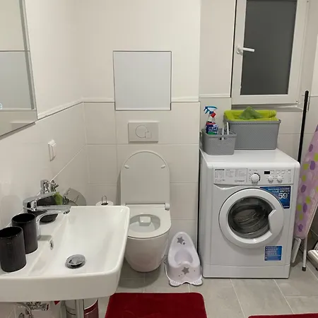 Neubauwohnung In - Sehr Zentral Mit Gratis Parkplatz Linz