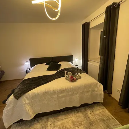 Neubauwohnung In - Sehr Zentral Mit Gratis Parkplatz * Linz