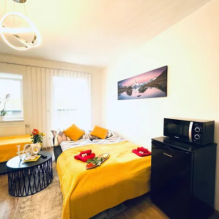 Neubauwohnung In - Sehr Zentral,gratis Parkplatz Und Balkon Lägenhet Linz