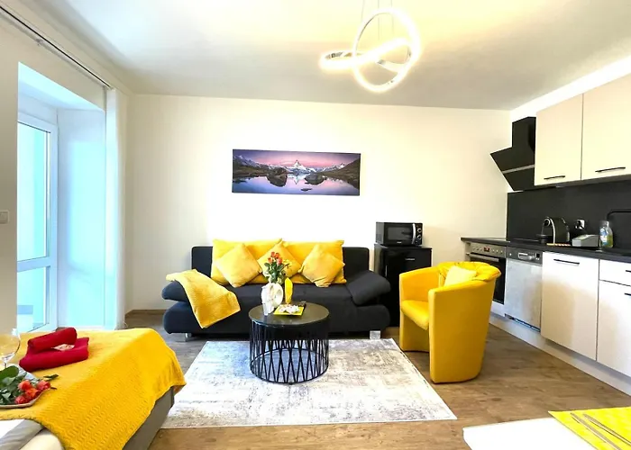 Neubauwohnung In - Sehr Zentral,gratis Parkplatz Und Balkon Linz