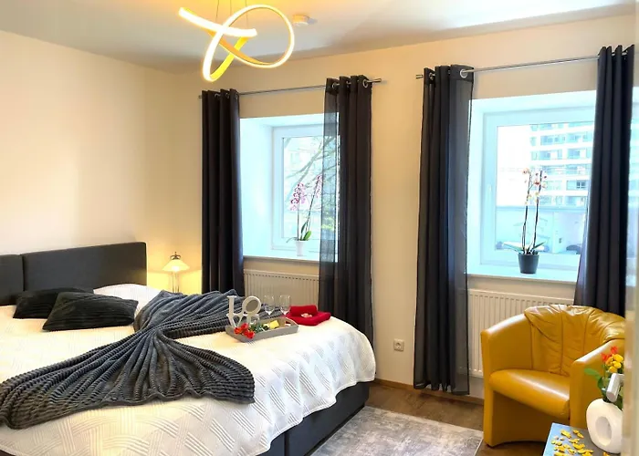 Neubauwohnung In - Sehr Zentral,gratis Parkplatz Und Balkon Linz