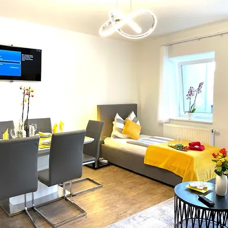 Neubauwohnung In - Sehr Zentral,gratis Parkplatz Und Balkon * Linz