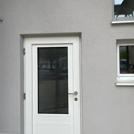 Daire Neubauwohnung In - Sehr Zentral,gratis Parkplatz Und Balkon